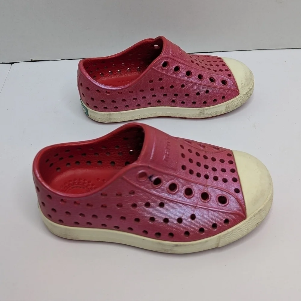 Native Metallic Pink Water Shoe 6T